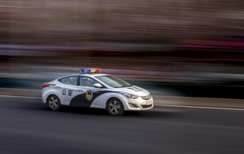 1675922417970806.png 警车1.png