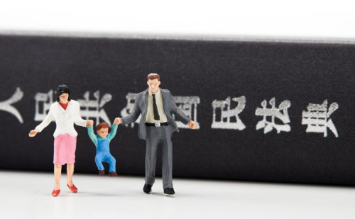 1677576714756867.png 离婚5.png