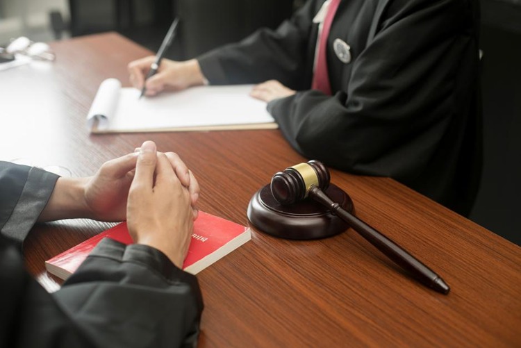 冠领律师担任广东东莞掩饰隐瞒犯罪所得案辩护人，被告人获缓刑