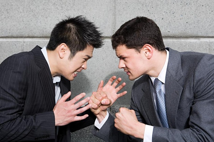 与他人发生肢体冲突涉嫌故意伤害，冠领律师依法辩护为嫌疑人成功取保候审
