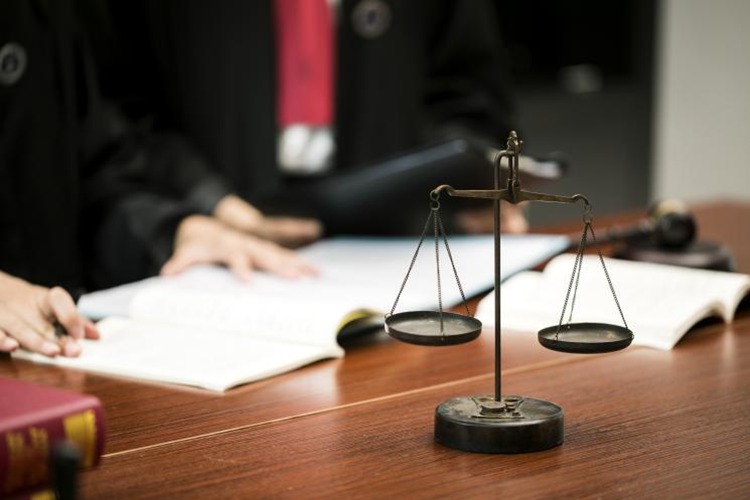 冠领律师担任上海浦东新区诈骗案辩护人，被告人获缓刑判决