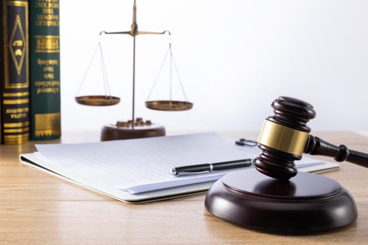 纠集多人参与斗殴涉嫌犯罪，冠领律师依法辩护助嫌疑人获缓刑