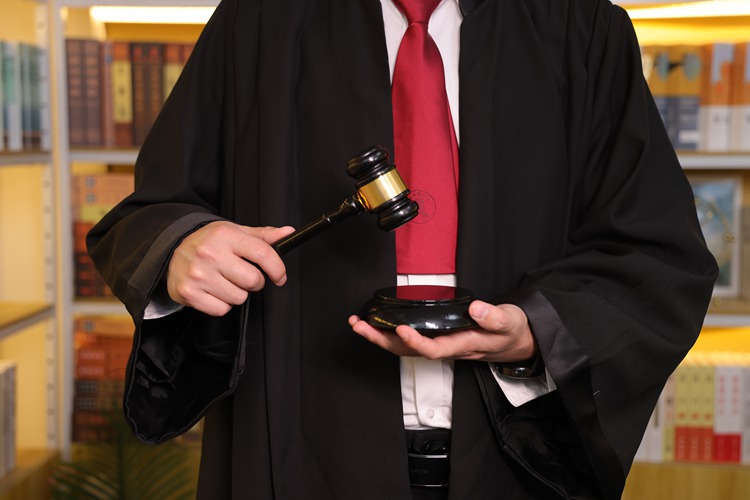 冠领律师代理呼伦贝尔买卖合同纠纷案胜诉